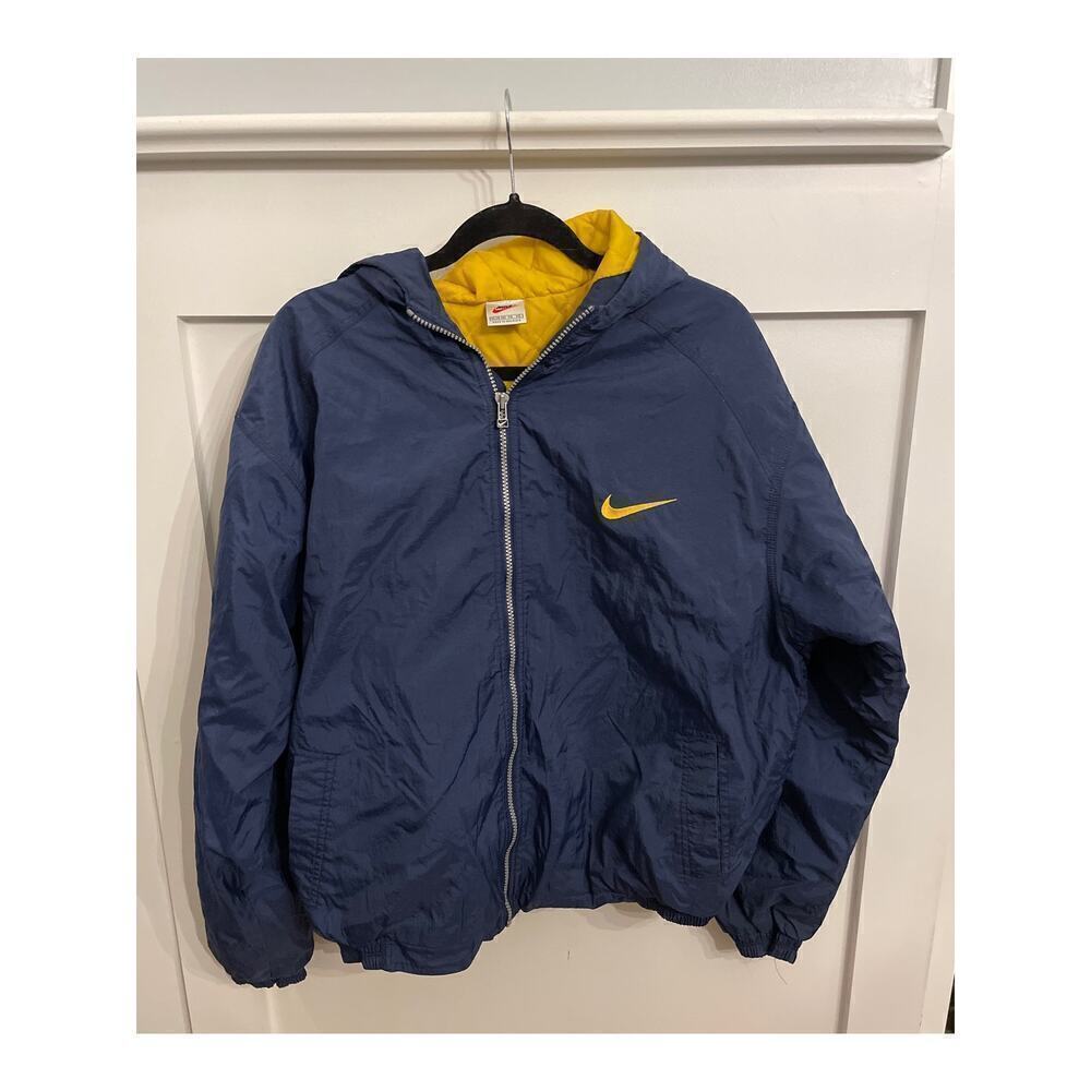 Nike Vintage Puffer Big Logo Quilted Men's Jacket, XL (18-20)